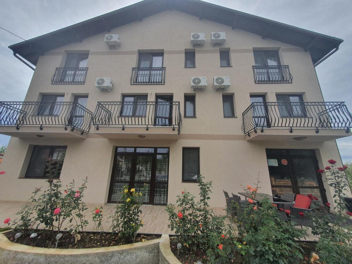 Guest house Pensiunea Bella Vista